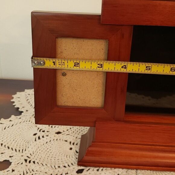Beautiful Vintage Wooden Picture Frame  with One Center and 2 Sliding Windows - Picture 14 of 16
